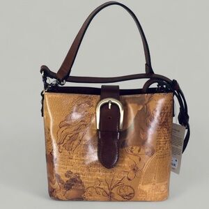 Patricia Nash Irving leather crossbody satchel
